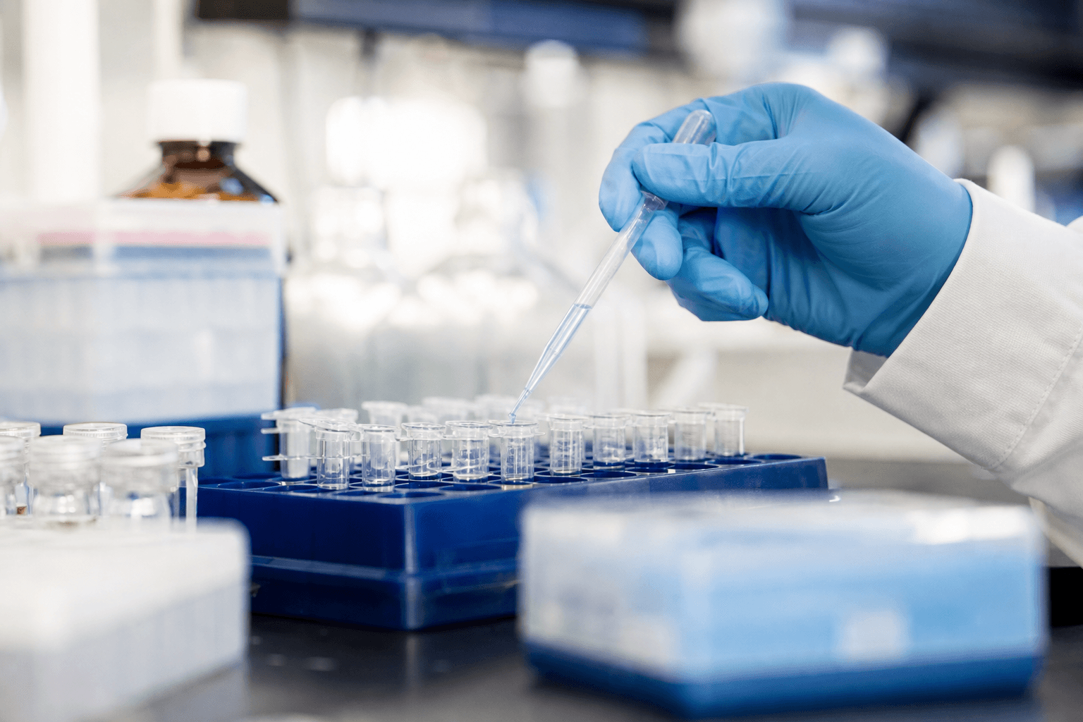 GSK, 허치메드서 항암 신약 도입…'KRAS-EGFR'에 1.8조원